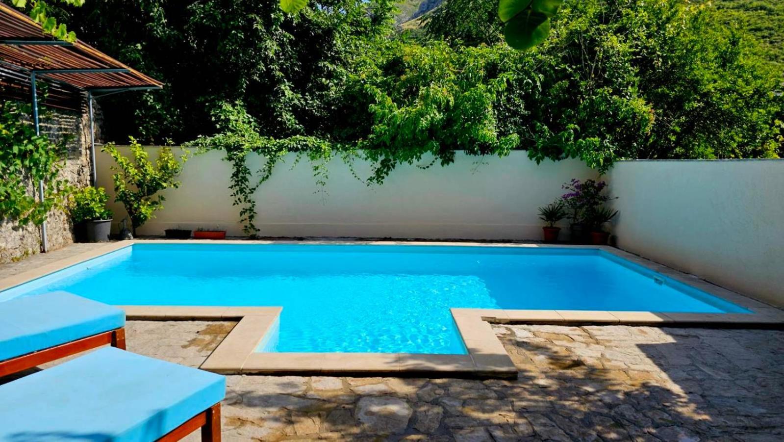 Lovely House With Swimming Pool Мостар Екстер'єр фото